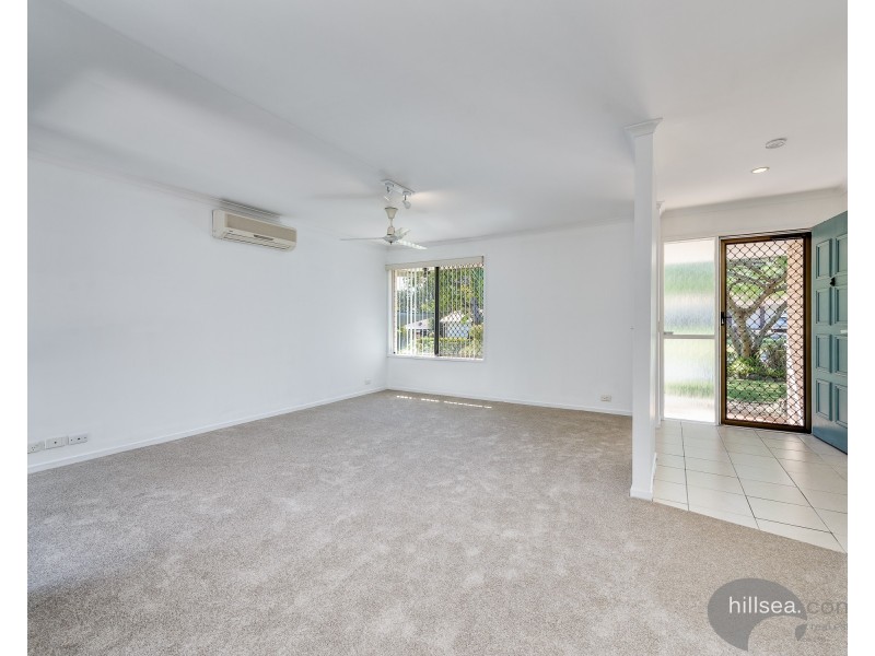 9 Wilmot Place, Helensvale QLD 4212