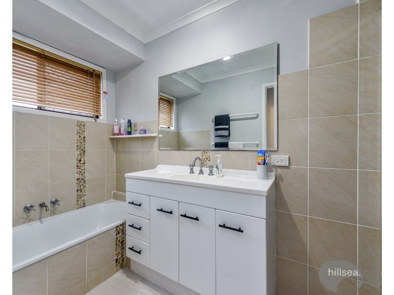 2/25 Hollywood Place, Oxenford QLD 4210