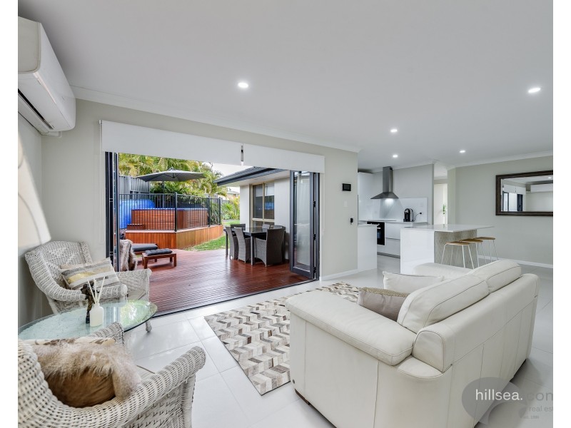 13 Conebush Circuit, Ormeau QLD 4208