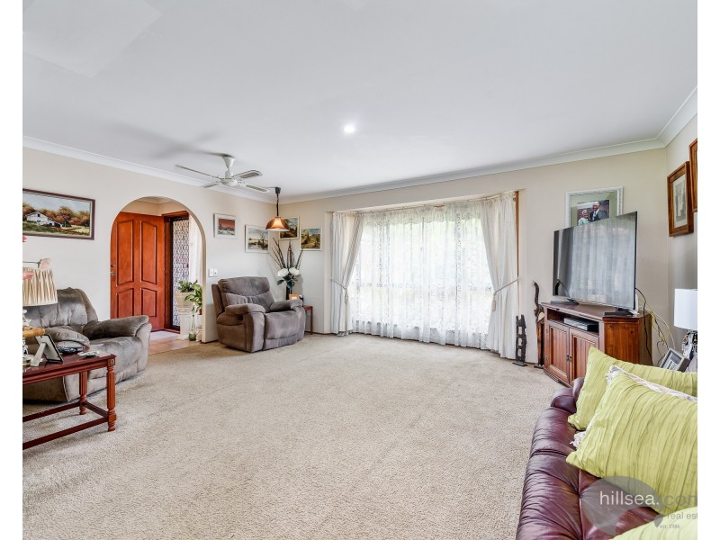 3 Heywood Place, Helensvale QLD 4212