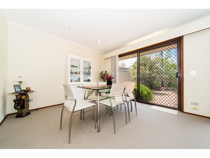 9 Cadell Drive, Helensvale QLD 4212