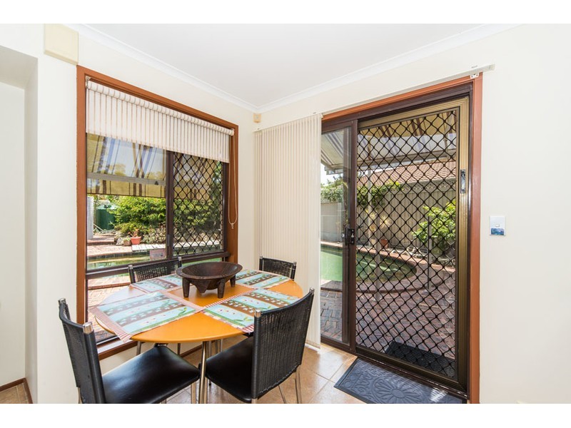 9 Cadell Drive, Helensvale QLD 4212