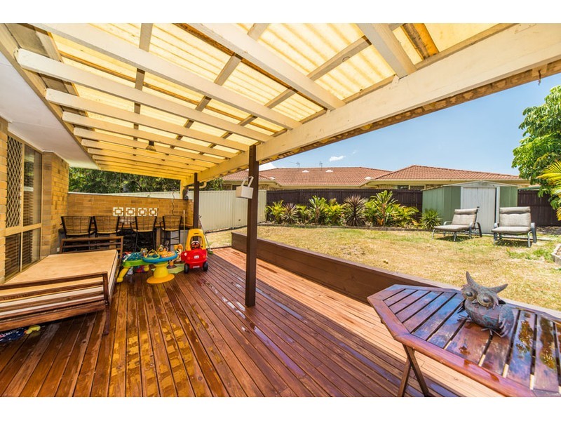 2/5 Jupiter Close, Labrador QLD 4215