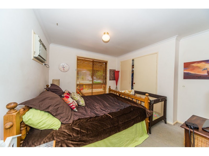 2/5 Jupiter Close, Labrador QLD 4215