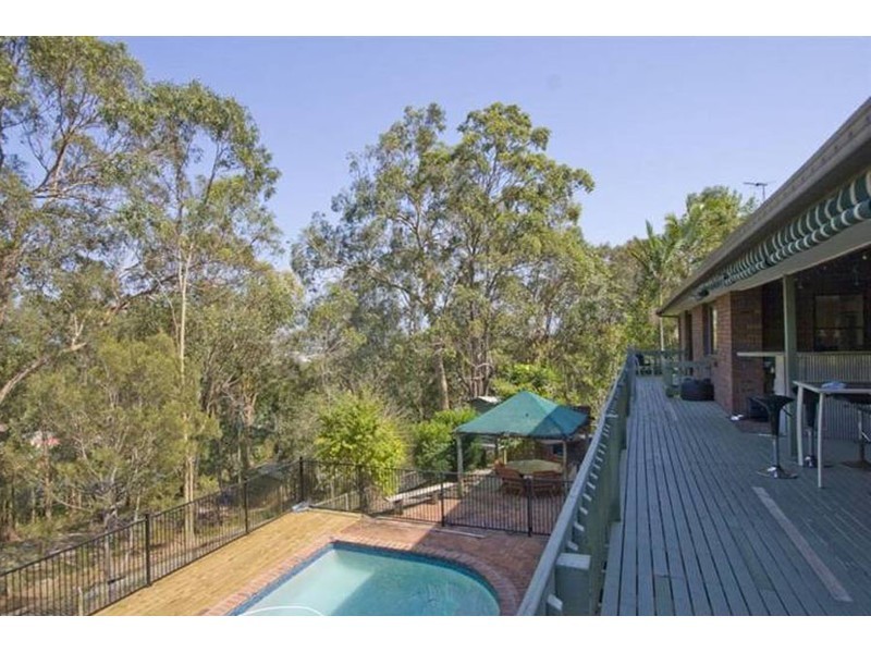 12 Leura Place, Helensvale QLD 4212