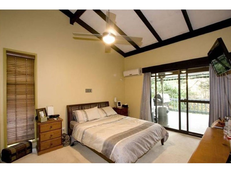 12 Leura Place, Helensvale QLD 4212