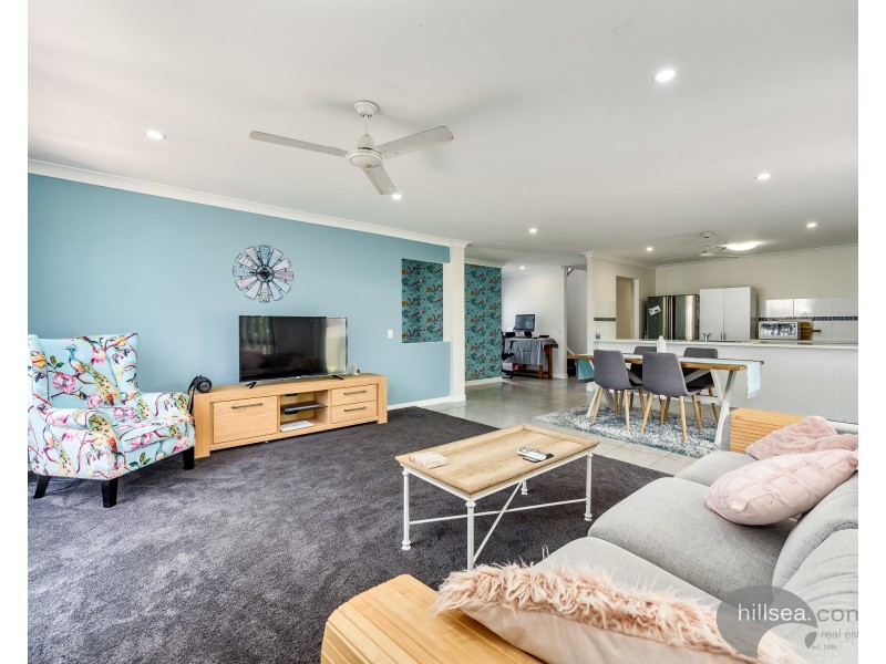 30 Bahkeeta Street, Oxenford QLD 4210