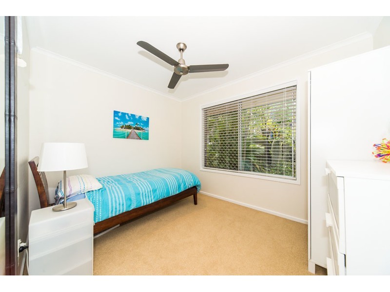 6 Dromana Crescent, Helensvale QLD 4212