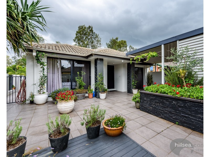 39 Trade Winds Drive, Helensvale QLD 4212