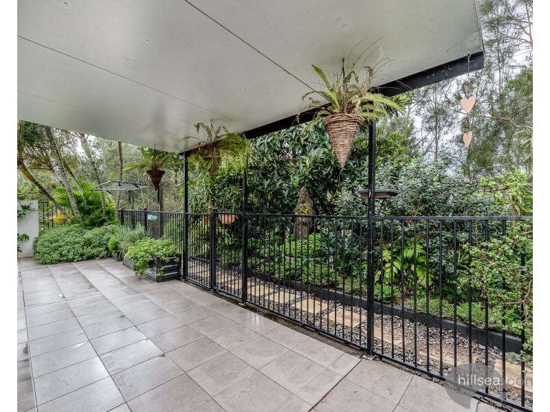 39 Trade Winds Drive, Helensvale QLD 4212