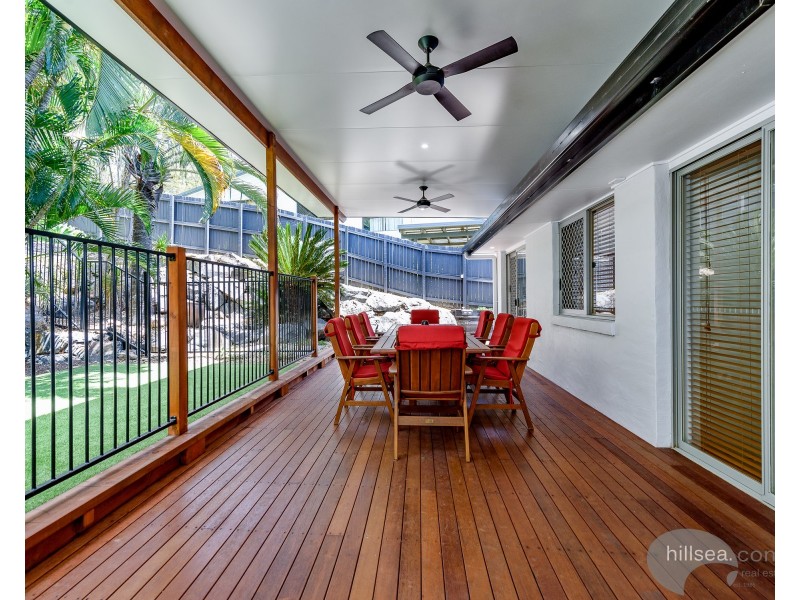 19 Mullewa Crescent, Helensvale QLD 4212