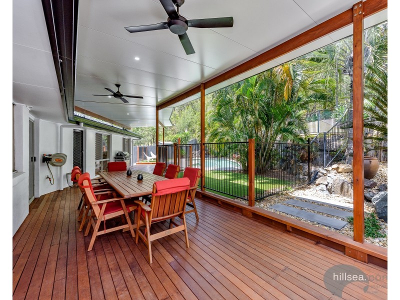 19 Mullewa Crescent, Helensvale QLD 4212