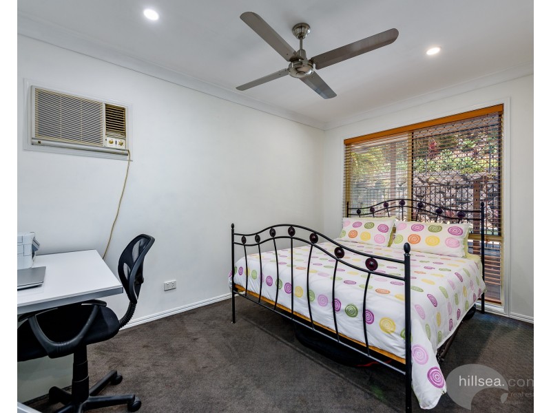 19 Mullewa Crescent, Helensvale QLD 4212