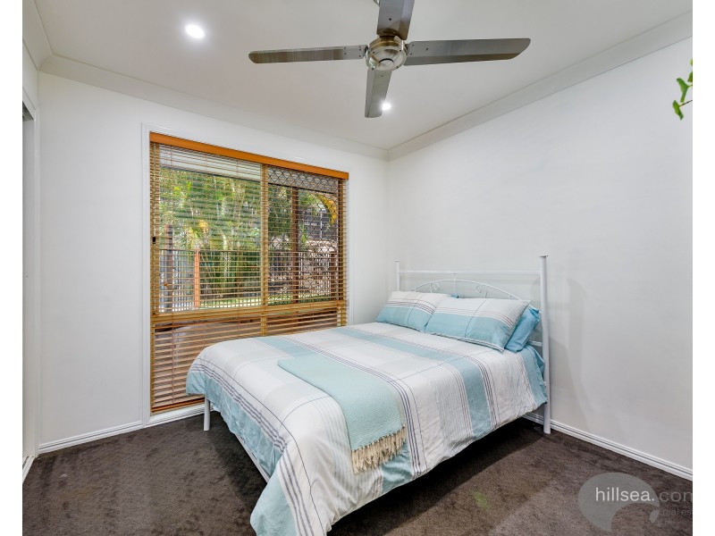 19 Mullewa Crescent, Helensvale QLD 4212