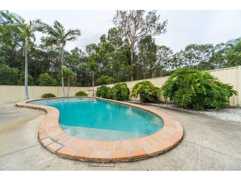 204 Mildura Drive, Helensvale QLD 4212