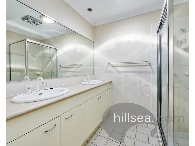 86 Tee Trees Boulevard, Arundel QLD 4214