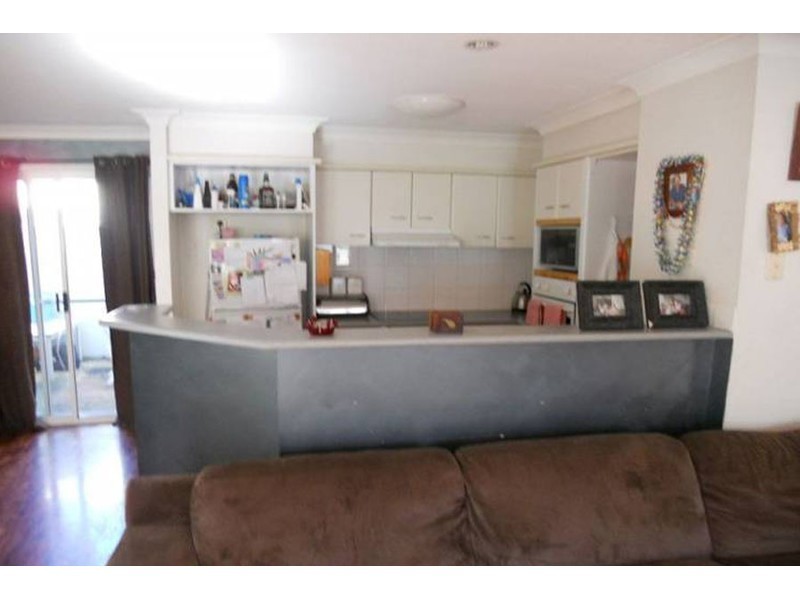 6/2-4 Langport Parade, Mudgeeraba QLD 4213