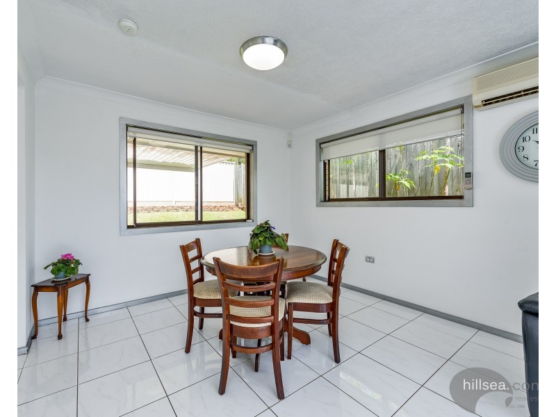 42 Discovery Drive, Helensvale QLD 4212