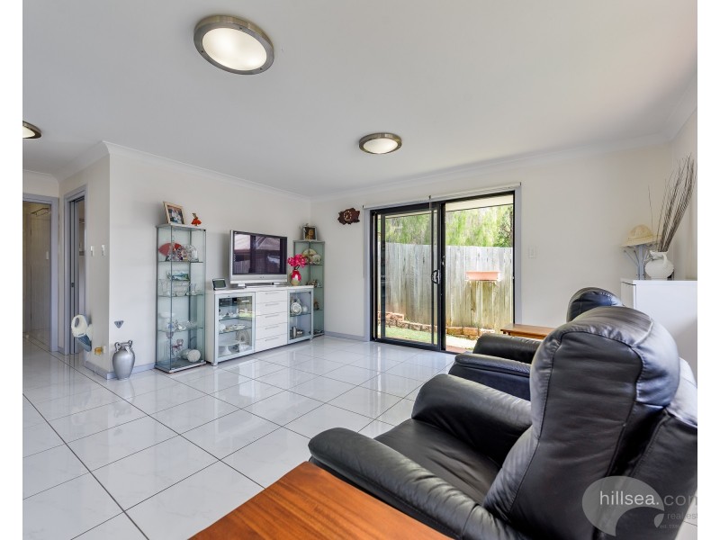 42 Discovery Drive, Helensvale QLD 4212