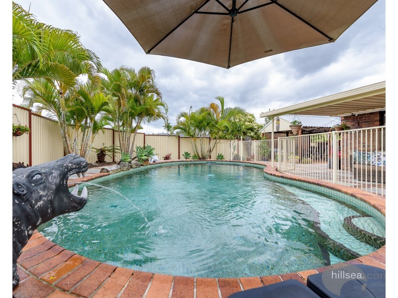 32 Minden Crescent, Helensvale QLD 4212