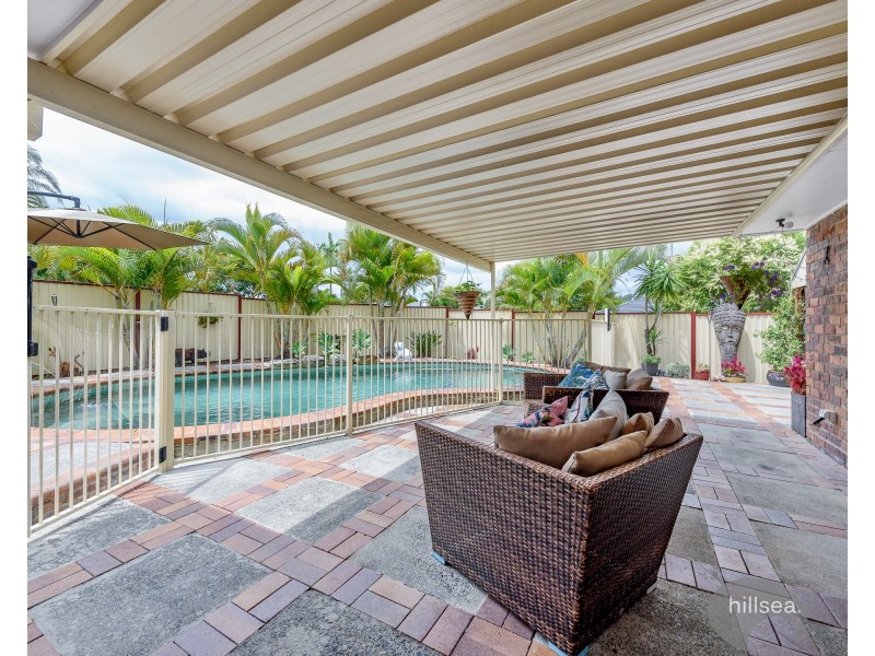 32 Minden Crescent, Helensvale QLD 4212