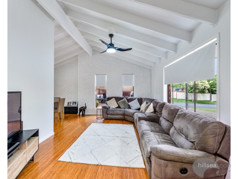 32 Minden Crescent, Helensvale QLD 4212