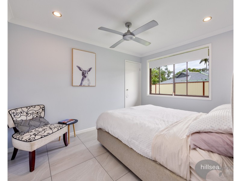 32 Minden Crescent, Helensvale QLD 4212