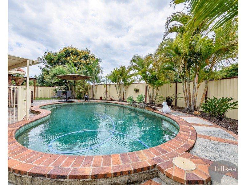 32 Minden Crescent, Helensvale QLD 4212