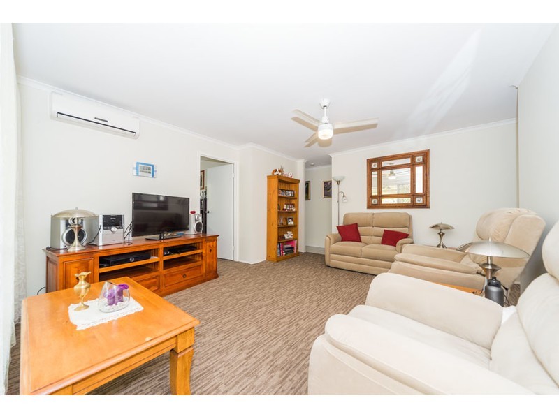 2/5 Metro Crescent, Oxenford QLD 4210