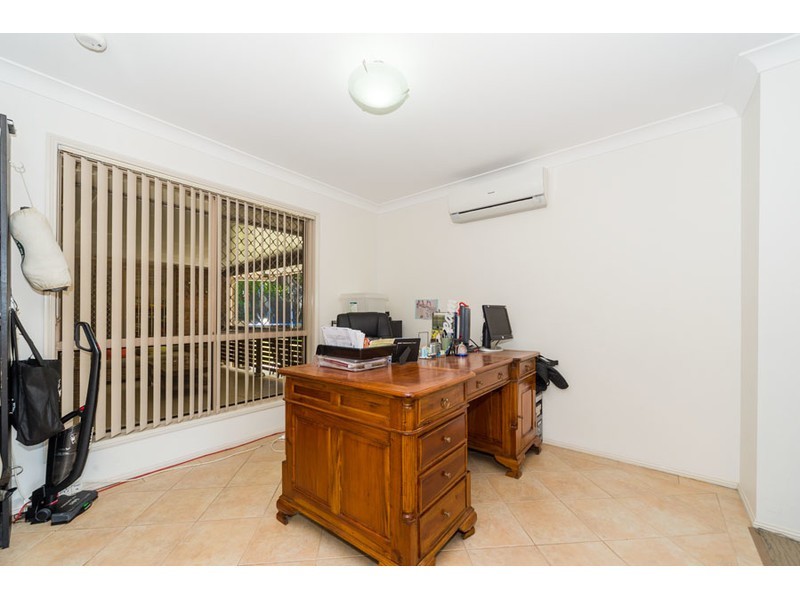 27 Lismore Drive, Helensvale QLD 4212
