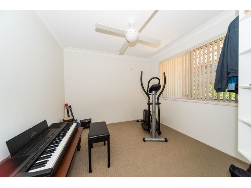 27 Lismore Drive, Helensvale QLD 4212