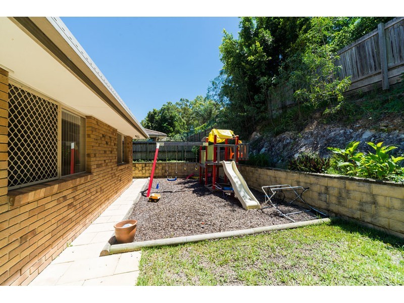 27 Lismore Drive, Helensvale QLD 4212