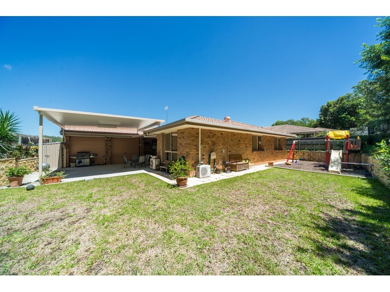 27 Lismore Drive, Helensvale QLD 4212
