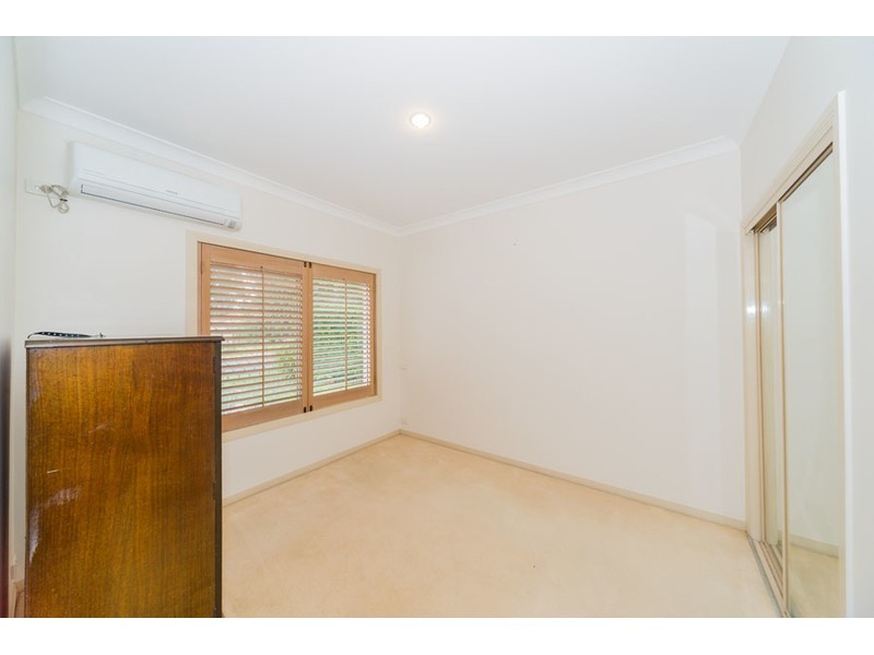 20 Dalloway Court, Arundel QLD 4214