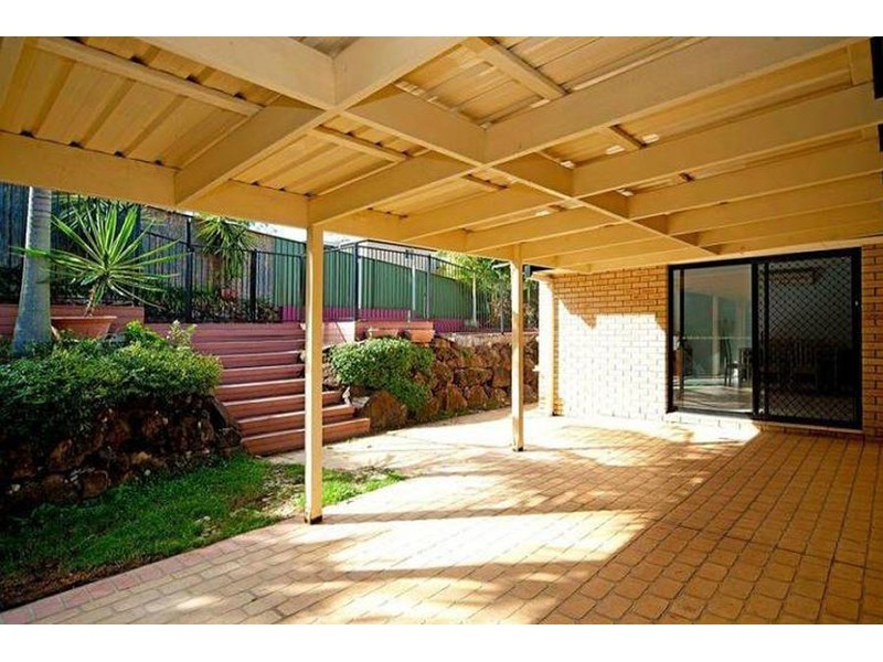 3 Equador Court, Pacific Pines QLD 4211