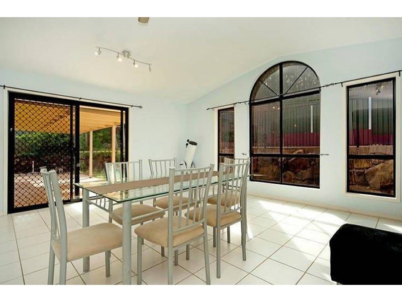 3 Equador Court, Pacific Pines QLD 4211