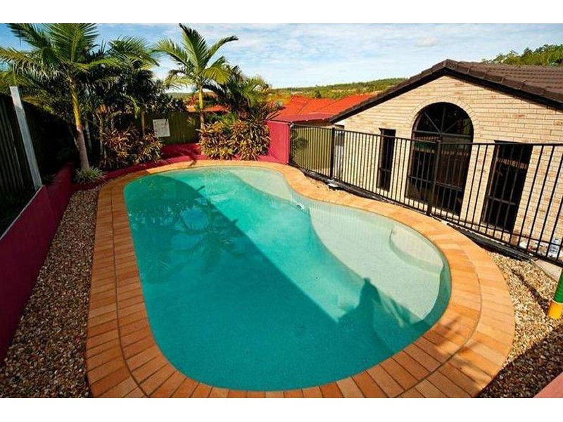 3 Equador Court, Pacific Pines QLD 4211