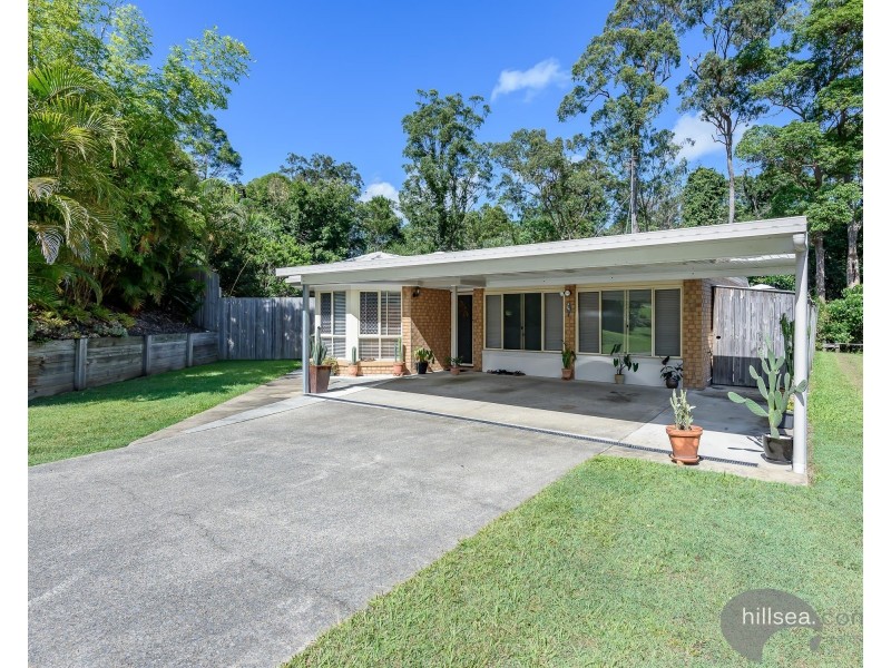 20 Pinemount Crescent, Oxenford QLD 4210