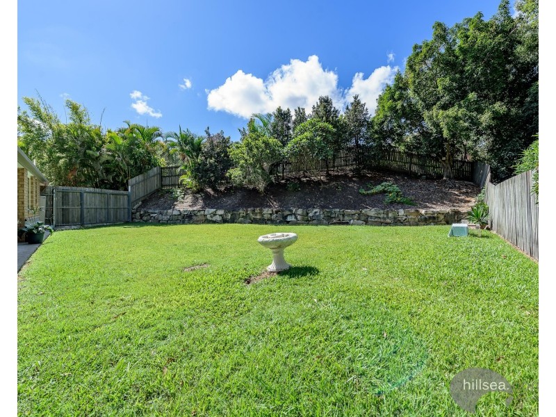 20 Pinemount Crescent, Oxenford QLD 4210