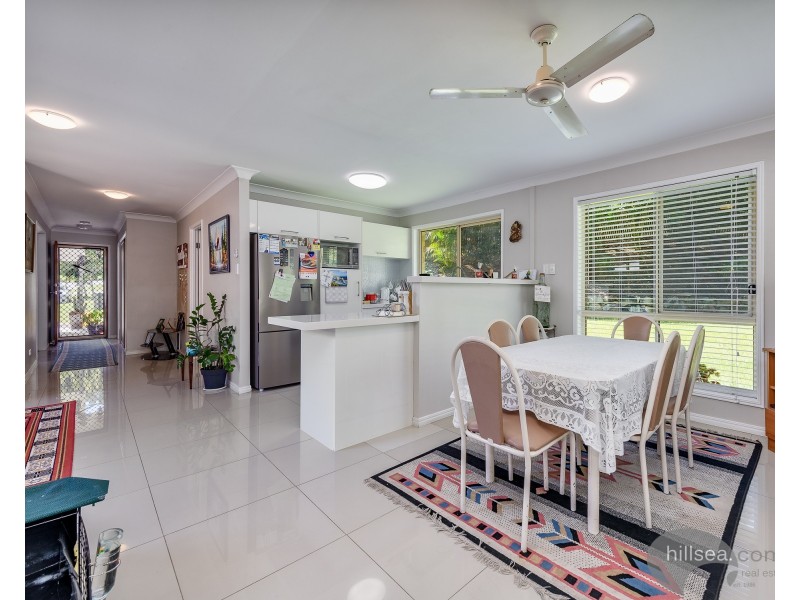 20 Pinemount Crescent, Oxenford QLD 4210