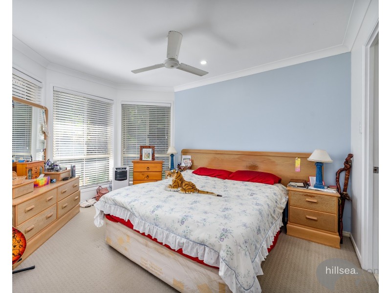 20 Pinemount Crescent, Oxenford QLD 4210