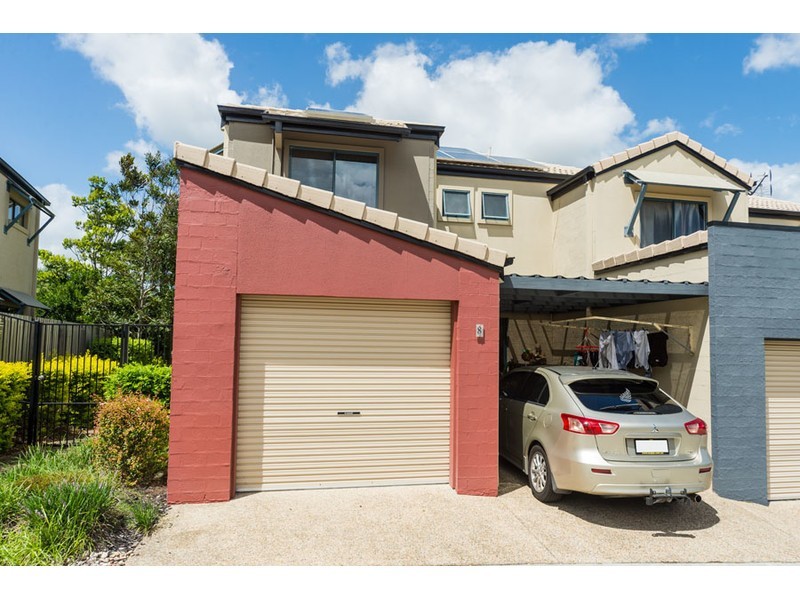 8/1 Pinecrest Court, Oxenford QLD 4210