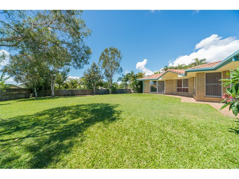 8 Elanda Place, Helensvale QLD 4212