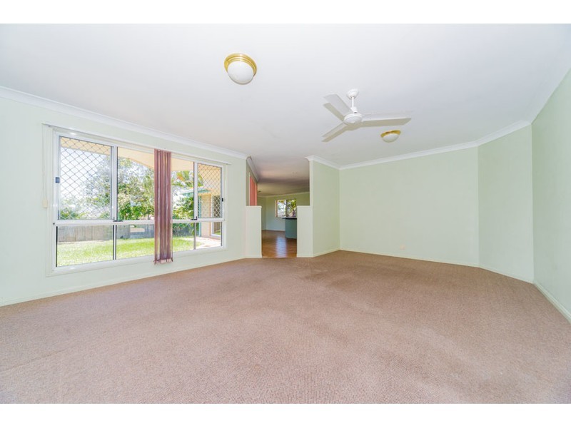 8 Elanda Place, Helensvale QLD 4212