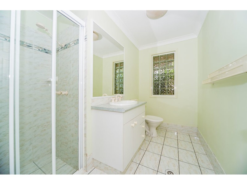 8 Elanda Place, Helensvale QLD 4212