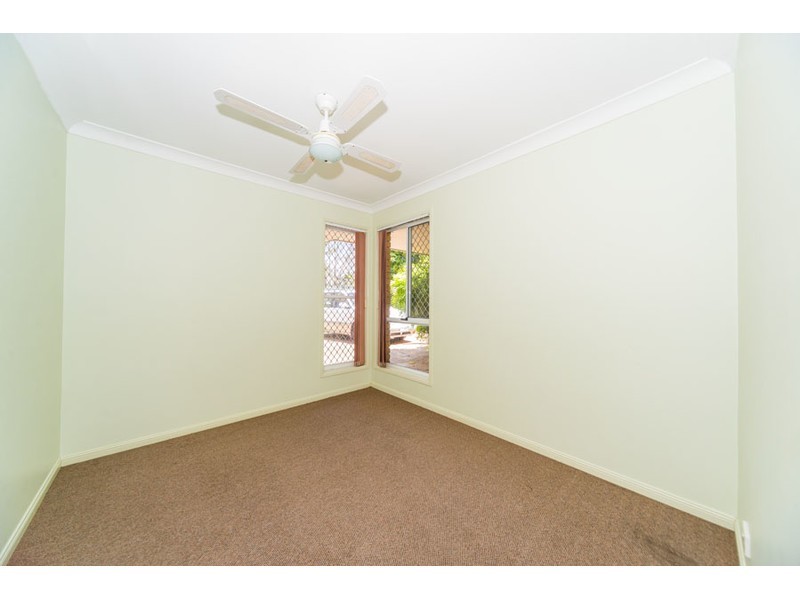 8 Elanda Place, Helensvale QLD 4212