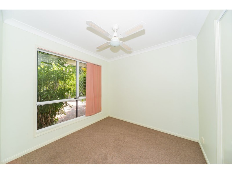 8 Elanda Place, Helensvale QLD 4212