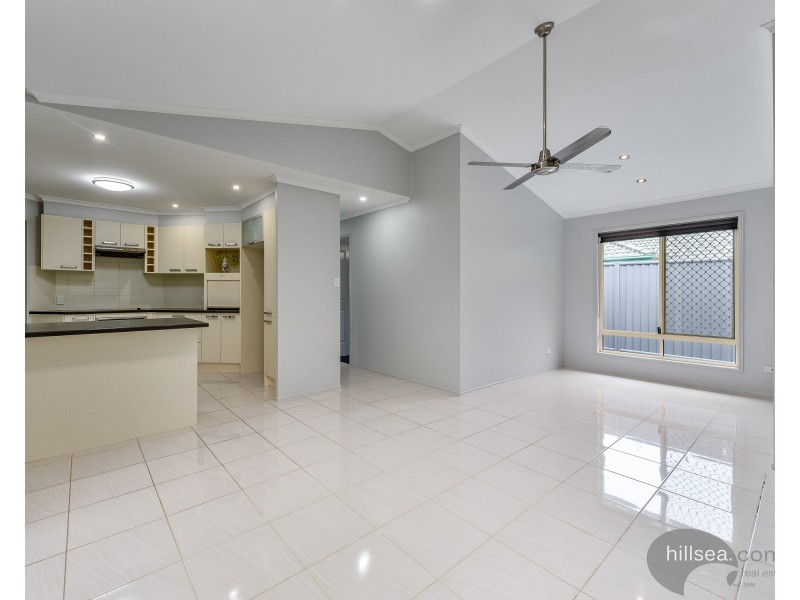 6 Whyalla Court, Helensvale QLD 4212