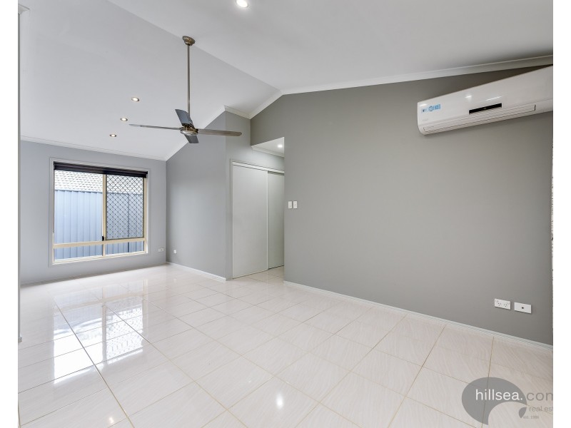 6 Whyalla Court, Helensvale QLD 4212