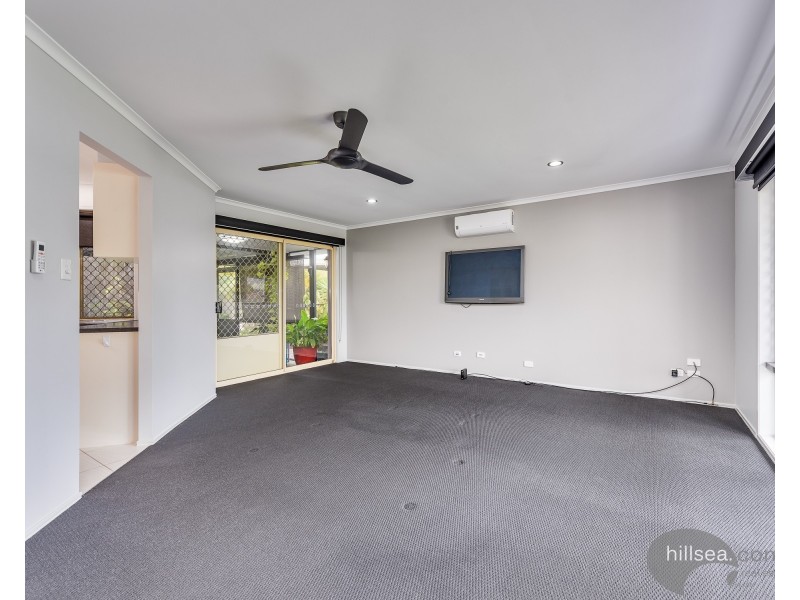 6 Whyalla Court, Helensvale QLD 4212